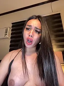 Snapshot of MISSANACONDA chatting on 03.02.25 MISSANACONDA online show from 03.02.25