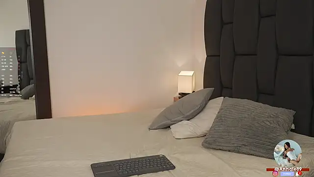 MelisaLopez  online show from 11.08.25