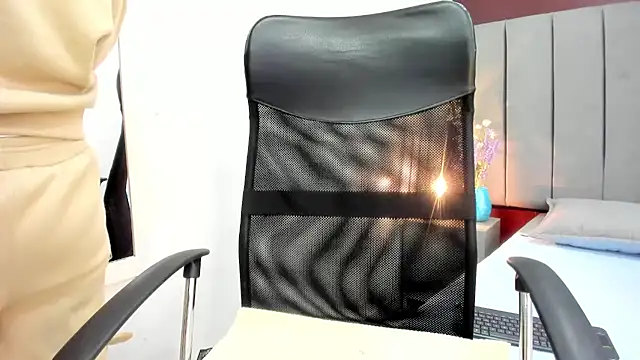 moxa hot online show from 12.02.25