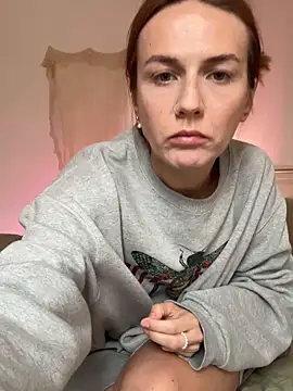 Snapshot of BritneyHall chatting on 03.03.26 BritneyHall online show from 03.03.26