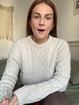 Snapshot of BritneyHall chatting on 03.26.26 BritneyHall online show from 03.26.26