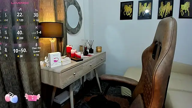 Snapshot of TwilightMistress69 chatting on 12.10.24 TwilightMistress69 online show from 12.10.24