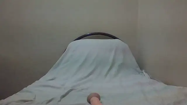 Snapshot of Annerae chatting on 01.02.25 Annerae online show from 01.02.25