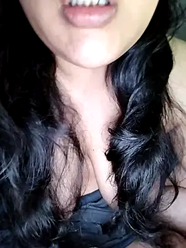 Annerae online show from 03.15.26