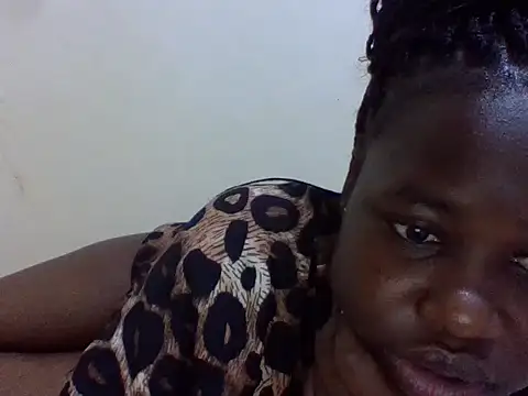 Snapshot of cute-marianna chatting on 04.17.26 cute-marianna online show from 04.17.26