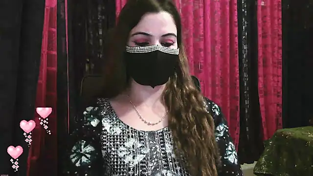 Snapshot of Cute_Sonii chatting on 12.29.24 Cute Sonii online show from 12.29.24