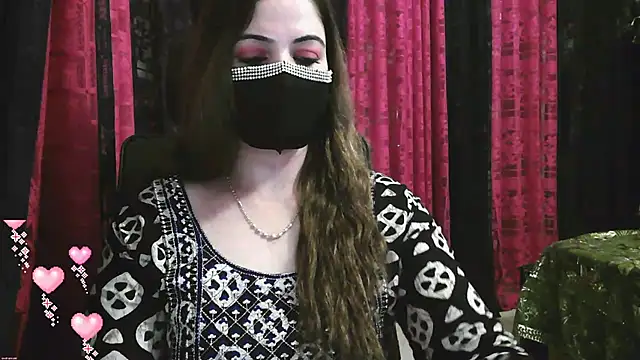 Snapshot of Cute_Sonii chatting on 01.05.25 Cute Sonii online show from 01.05.25