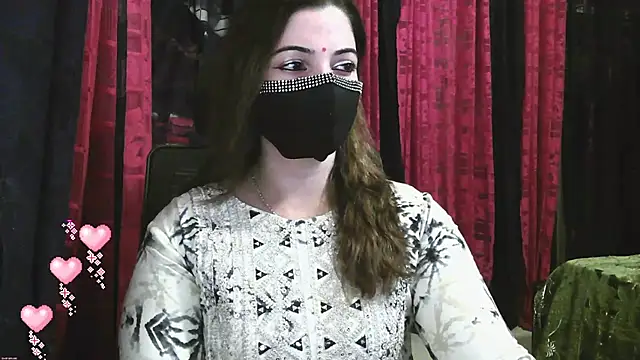 Snapshot of Cute_Sonii chatting on 10.08.25 Cute Sonii online show from 10.08.25