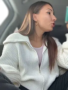 YOUR-KARINA online show from 01.23.25