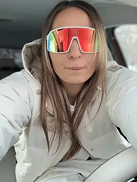 YOUR-KARINA online show from 01.18.26