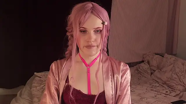 EffieMinki online show from 12.12.24