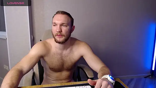 Snapshot of Toress1 chatting on 03.16.25 Toress1 online show from 03.16.25