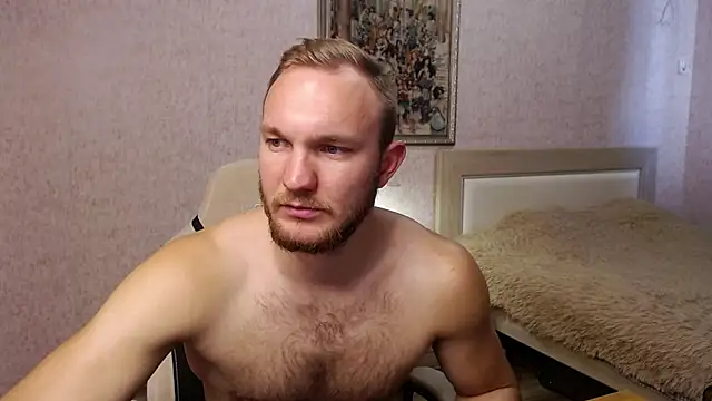 Snapshot of Toress1 chatting on 10.01.25 Toress1 online show from 10.01.25