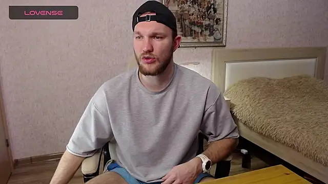 Snapshot of Toress1 chatting on 02.27.26 Toress1 online show from 02.27.26