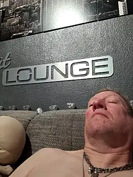 Snapshot of tomtom111111 chatting on 03.01.26 tomtom111111 online show from 03.01.26