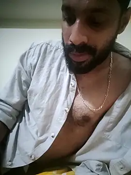 Snapshot of FearingForm chatting on 09.11.25 FearingForm online show from 09.11.25