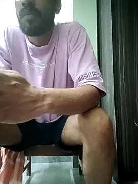 Snapshot of FearingForm chatting on 09.14.25 FearingForm online show from 09.14.25