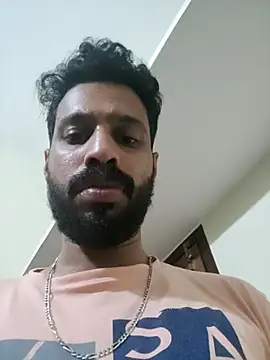 Snapshot of FearingForm chatting on 09.22.25 FearingForm online show from 09.22.25