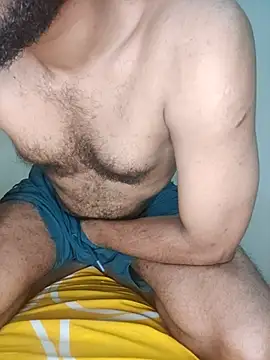 Snapshot of FearingForm chatting on 10.02.25 FearingForm online show from 10.02.25