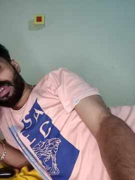 Snapshot of FearingForm chatting on 10.06.25 FearingForm online show from 10.06.25