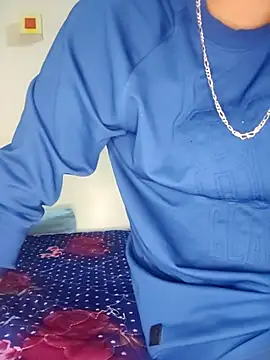 Snapshot of FearingForm chatting on 10.12.25 FearingForm online show from 10.12.25