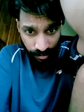 Snapshot of FearingForm chatting on 10.22.25 FearingForm online show from 10.22.25