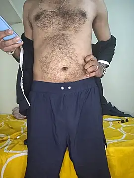 Snapshot of FearingForm chatting on 11.05.25 FearingForm online show from 11.05.25