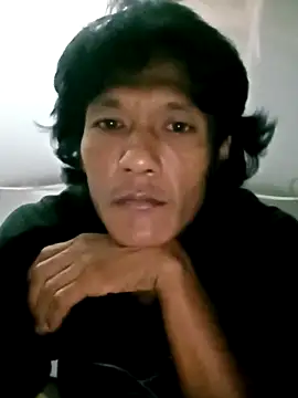 Snapshot of Kungsm@xh chatting on 09.11.25 Kungsmxh online show from 09.11.25