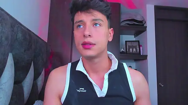 Snapshot of I_Gabriel chatting on 01.24.25 I Gabriel online show from 01.24.25