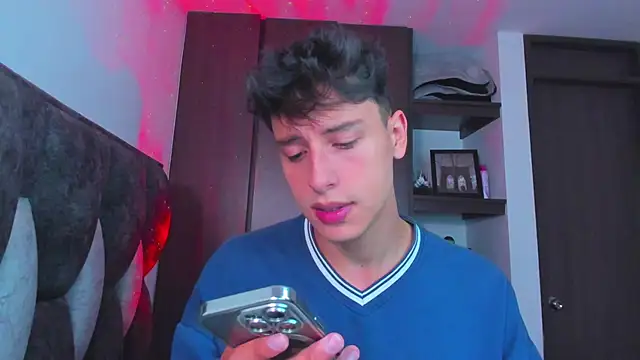 Snapshot of I_Gabriel chatting on 01.25.25 I Gabriel online show from 01.25.25