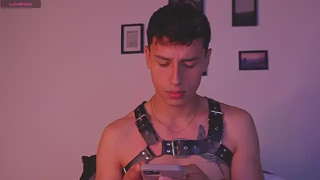 Snapshot of I_Gabriel chatting on 01.13.26 I Gabriel online show from 01.13.26