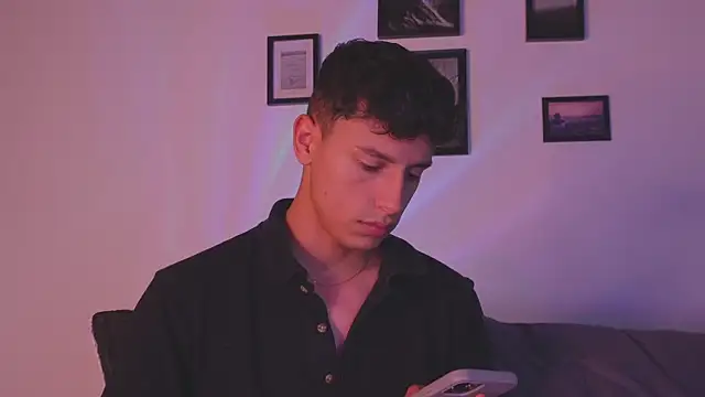 Snapshot of I_Gabriel chatting on 01.14.26 I Gabriel online show from 01.14.26