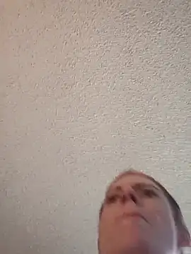 khloebanques online show from 04.26.26