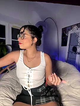 Lauyako online show from 11.19.25