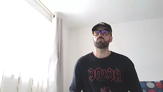 Snapshot of MattxFeet chatting on 03.26.26 MattxFeet online show from 03.26.26