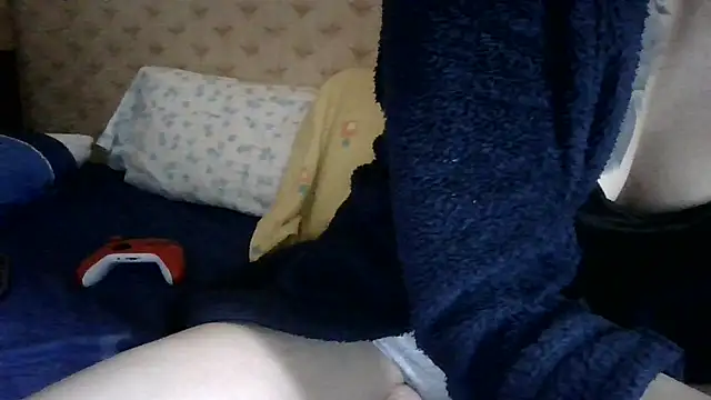 Snapshot of fabiolagg chatting on 09.22.25 fabiolagg online show from 09.22.25