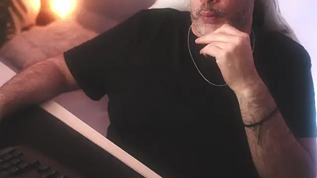 Sanders White online show from 03.03.25