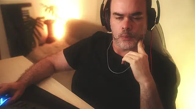 Sanders White online show from 03.04.25