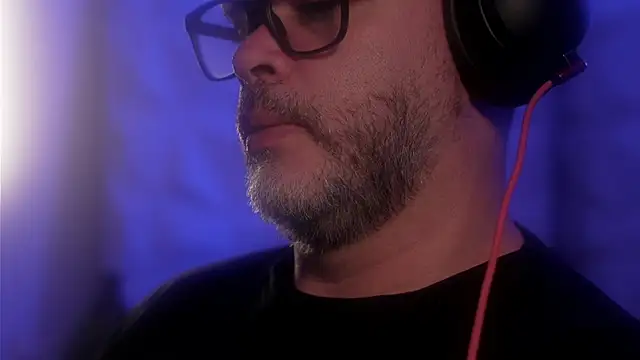 Sanders White online show from 10.15.25