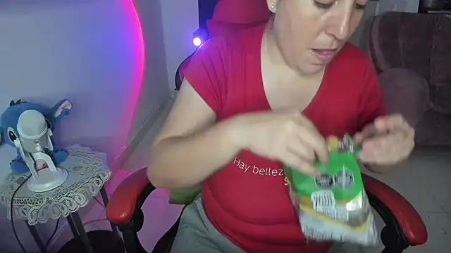 valery adams1 online show from 01.18.25