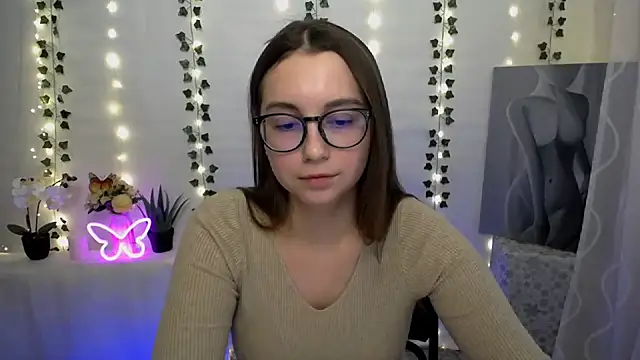 Snapshot of SweetPrincess_ chatting on 01.15.25 SweetPrincess online show from 01.15.25