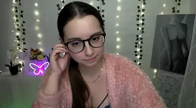Snapshot of SweetPrincess_ chatting on 02.27.25 SweetPrincess online show from 02.27.25