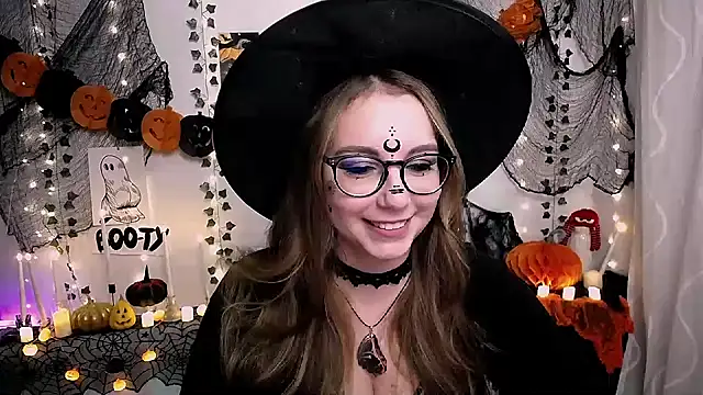 SweetPrincess  online show from 10.29.25