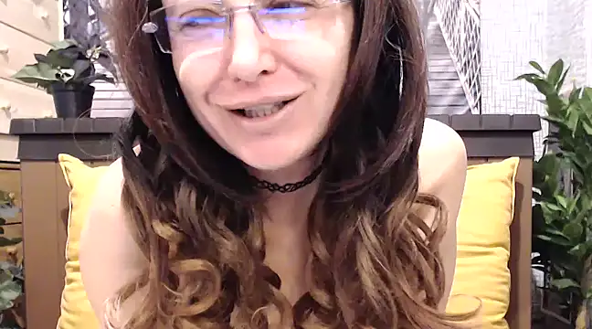 Snapshot of lilianleight chatting on 12.05.24 lilianleight online show from 12.05.24