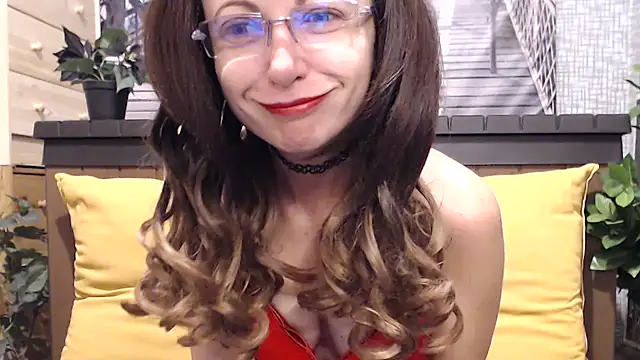 Snapshot of lilianleight chatting on 09.19.25 lilianleight online show from 09.19.25