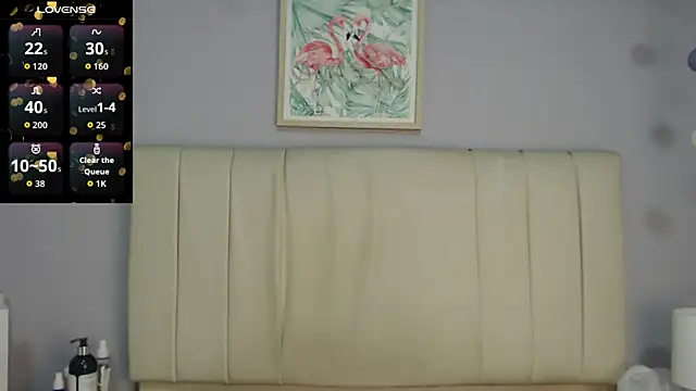 Snapshot of amy_le01 chatting on 06.19.26 amy le01 online show from 06.19.26