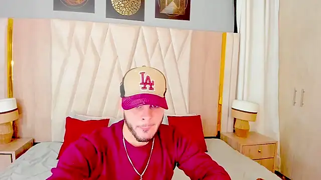 hottstuffx69 online show from 11.02.25