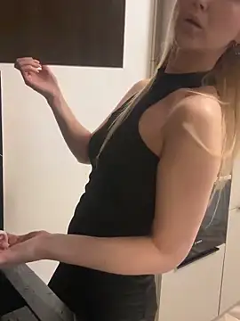 HotyPlays online show from 02.18.25