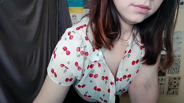 VeryVeryVeryShy  online show from 09.17.25