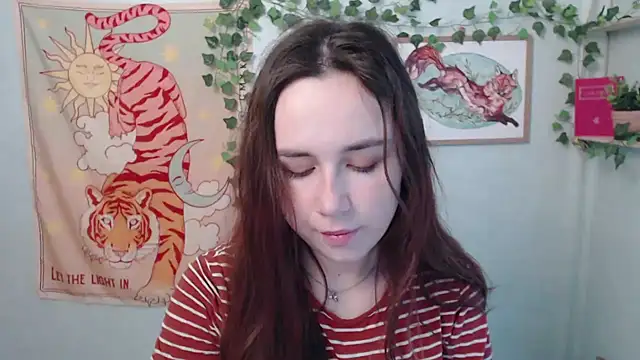 Snapshot of VeryVeryVeryShy_ chatting on 05.29.26 VeryVeryVeryShy online show from 05.29.26